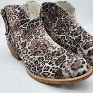 Leopard Print Ankle Booties Side Zip Stacked Heel VGLB0280-110 Brown Tan